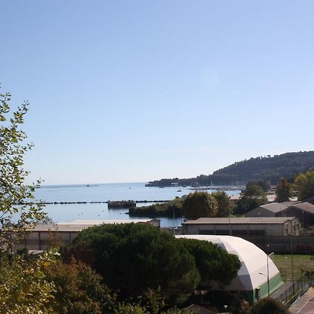 Ca De Maoa Un Tuffo Nel Mare La Spezia Exterior photo